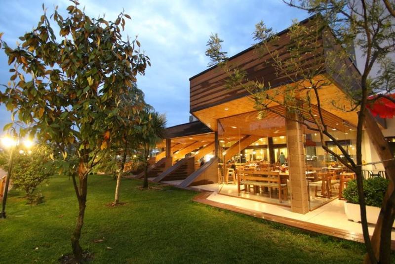 Te Stela Resort & Spa Yrshek ภายนอก รูปภาพ